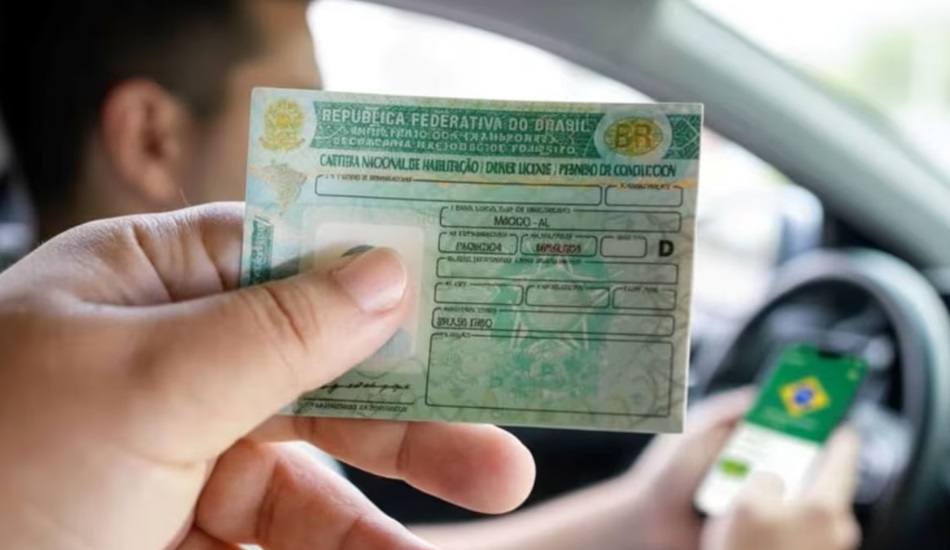 CNH sem autoescola: 2,5 milhões de brasileiros já solicitaram primeira habilitação