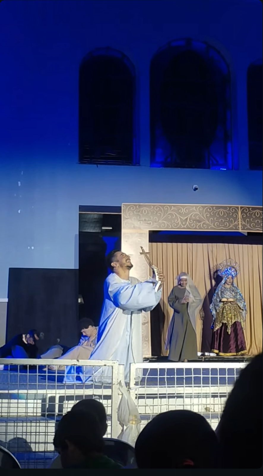 Jovem janduiense Rogério Remendo encanta o público e ganha destaque nos palcos na terra de Santa Luzia